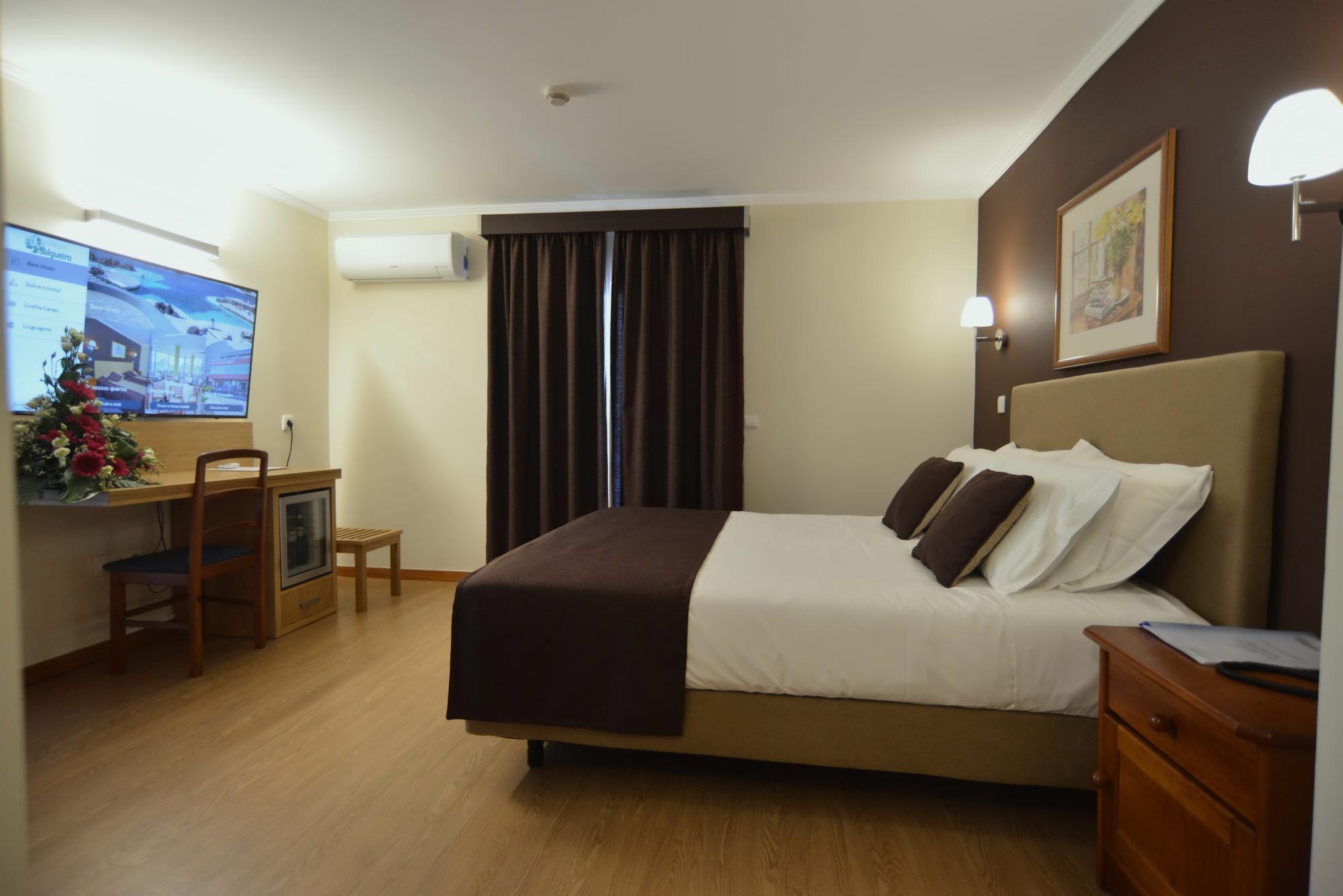 Hotel Salgueiro بورتو مونيز المظهر الخارجي الصورة