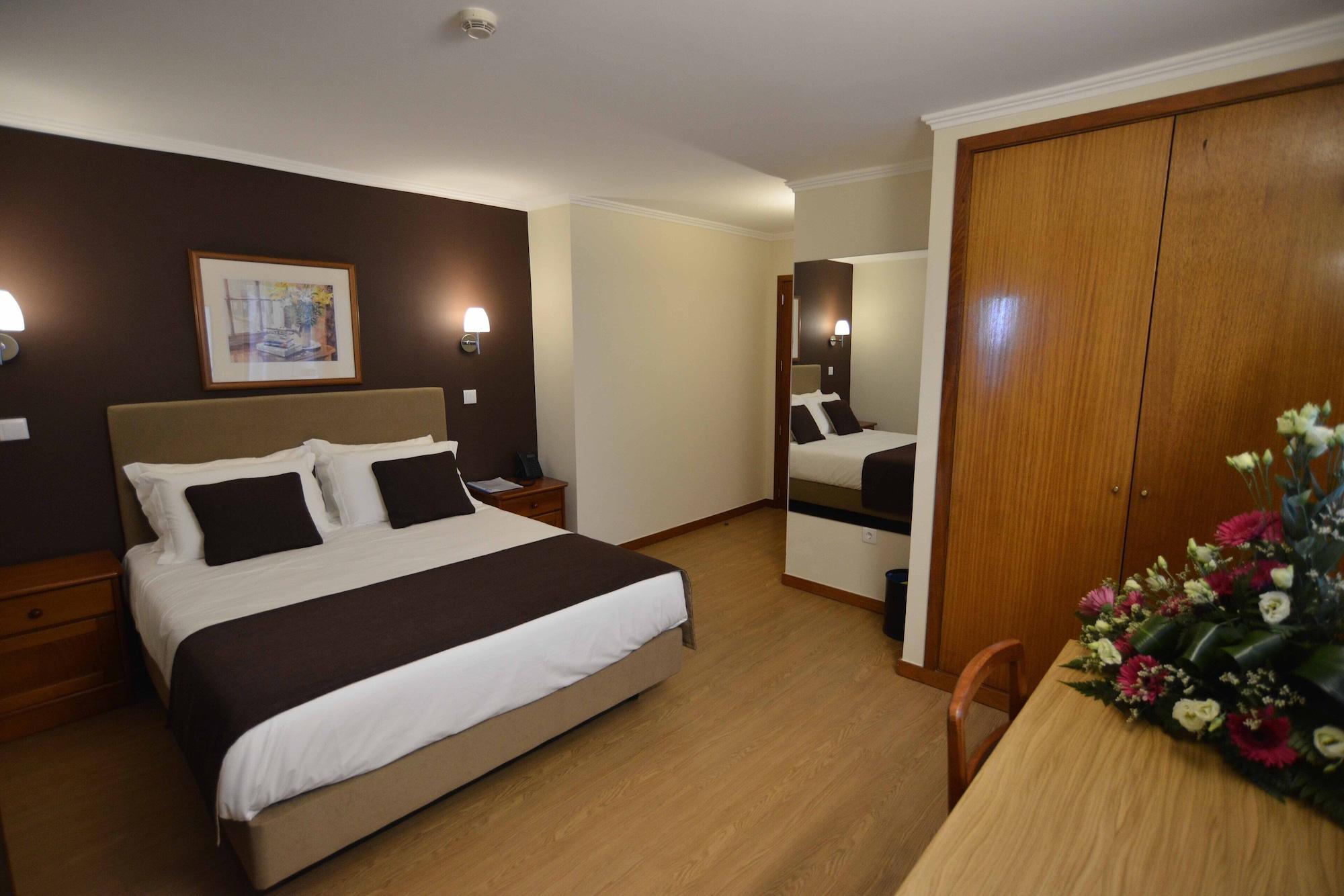 Hotel Salgueiro بورتو مونيز المظهر الخارجي الصورة